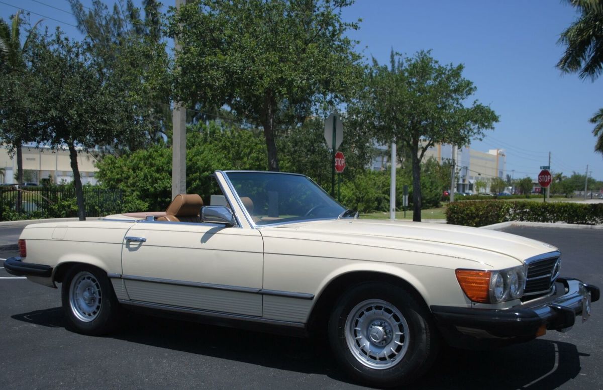 1983 Mercedes-Benz SL-Class Convertible - photo 3
