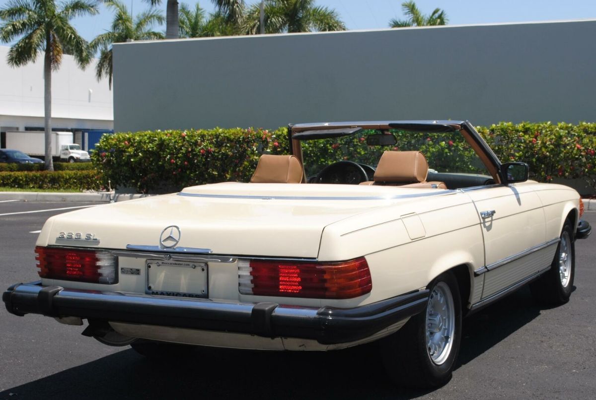 1983 Mercedes-Benz SL-Class Convertible - photo 7