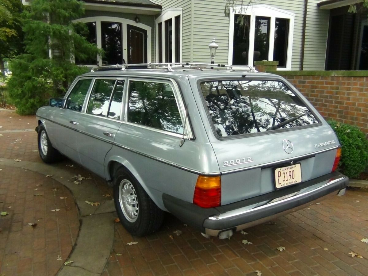 1983 Mercedes-Benz 300-Series - photo 7