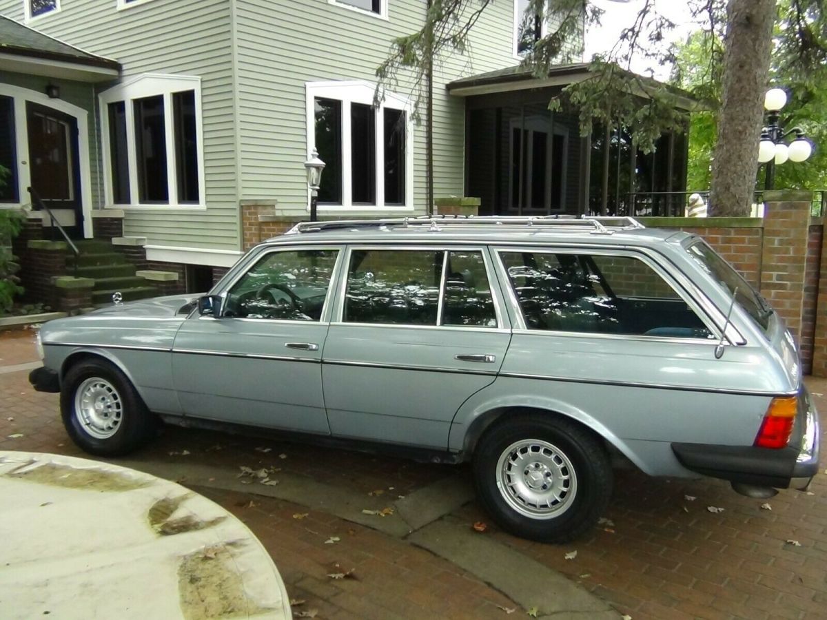 1983 Mercedes-Benz 300-Series - photo 8