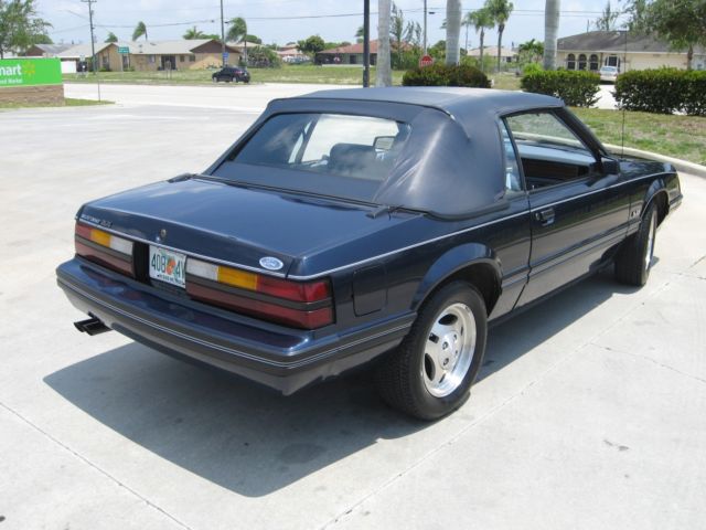1983 Ford Mustang GLX - photo 3