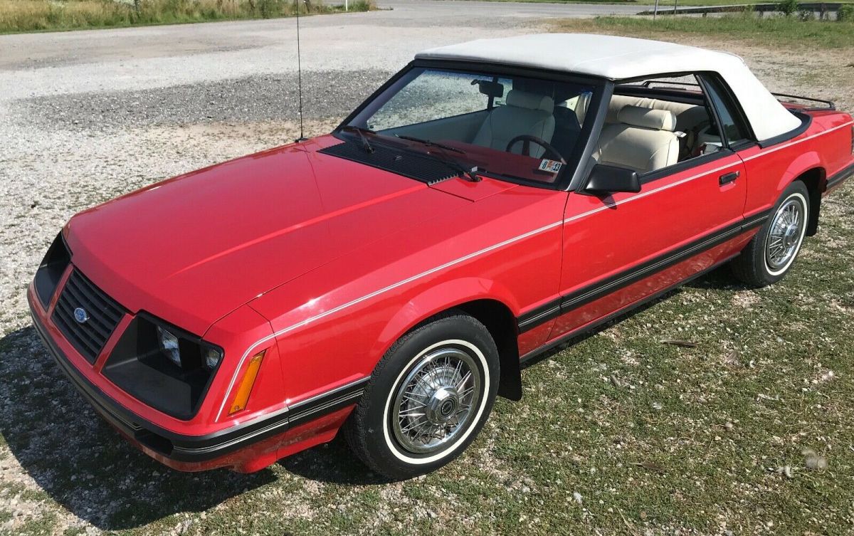 1983 Ford Mustang - photo 3