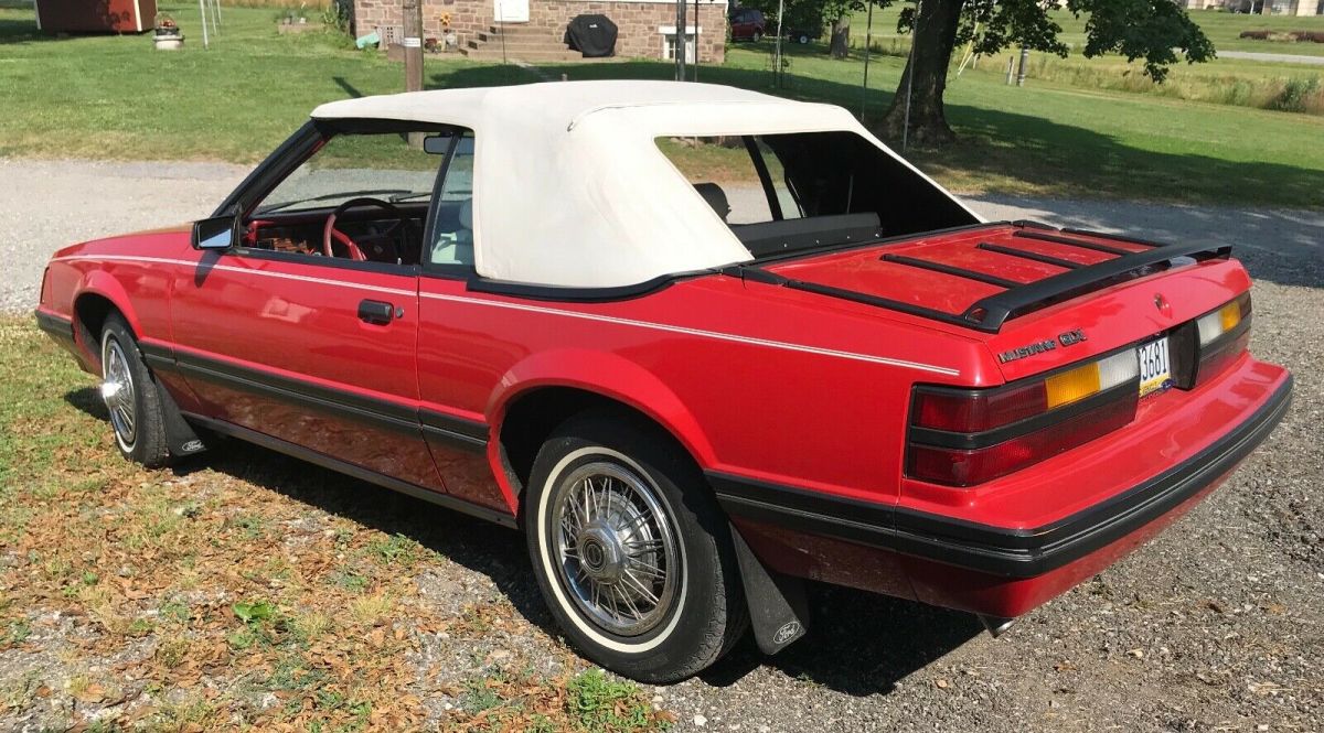 1983 Ford Mustang - photo 4