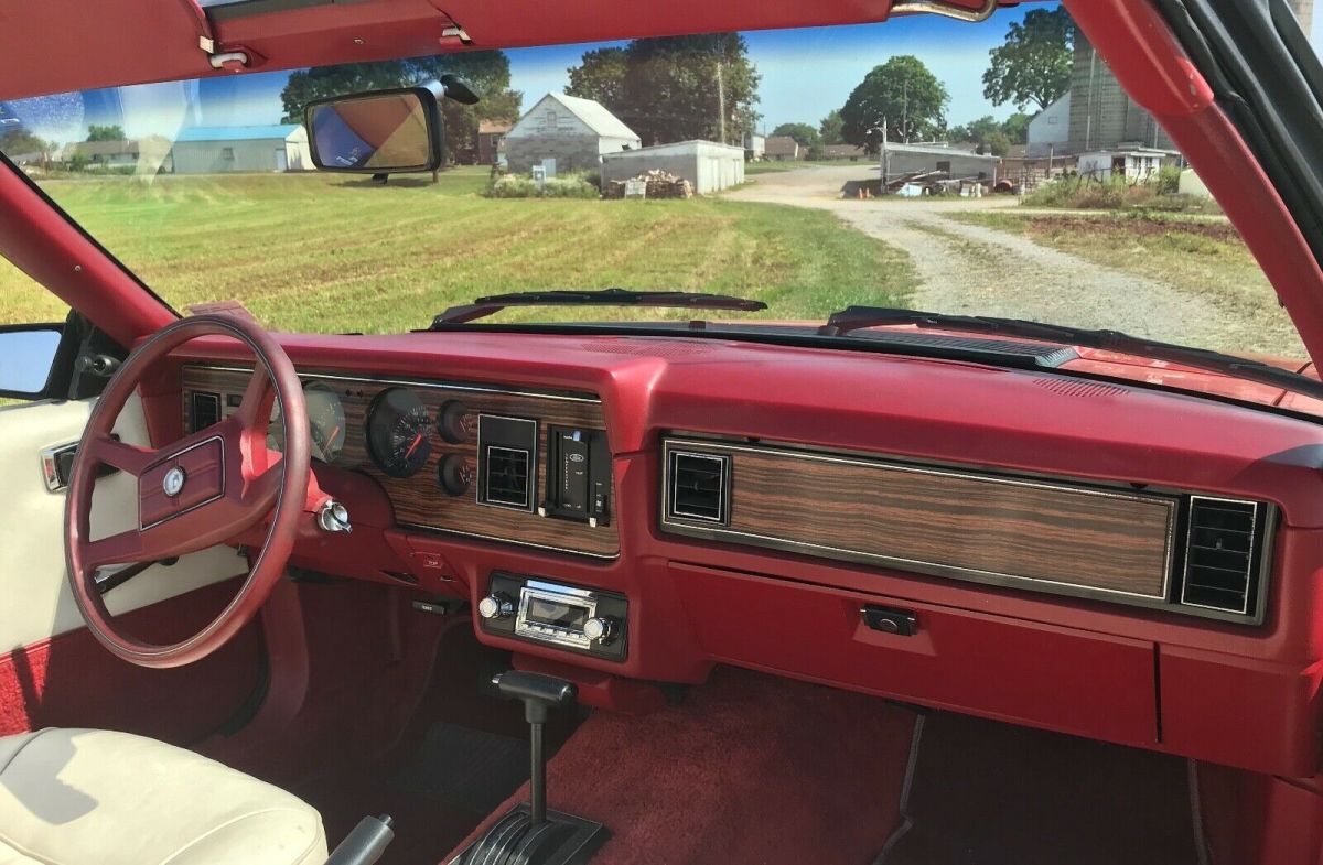 1983 Ford Mustang - photo 8