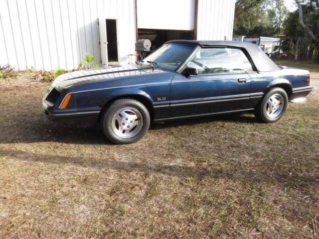 1983 Ford Mustang - photo 2