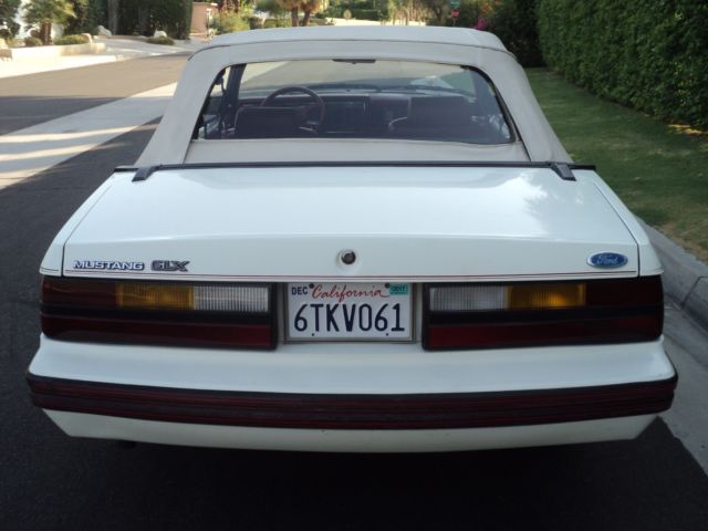 1983 Ford Mustang GLX - photo 5