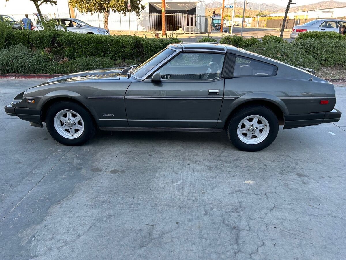 1983 Nissan 280ZX - photo 9