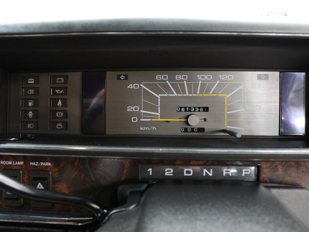 1983 Nissan President - photo 12