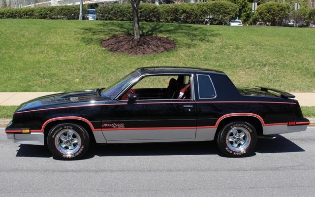 1983 Oldsmobile 442 Hurst/Olds - photo 2