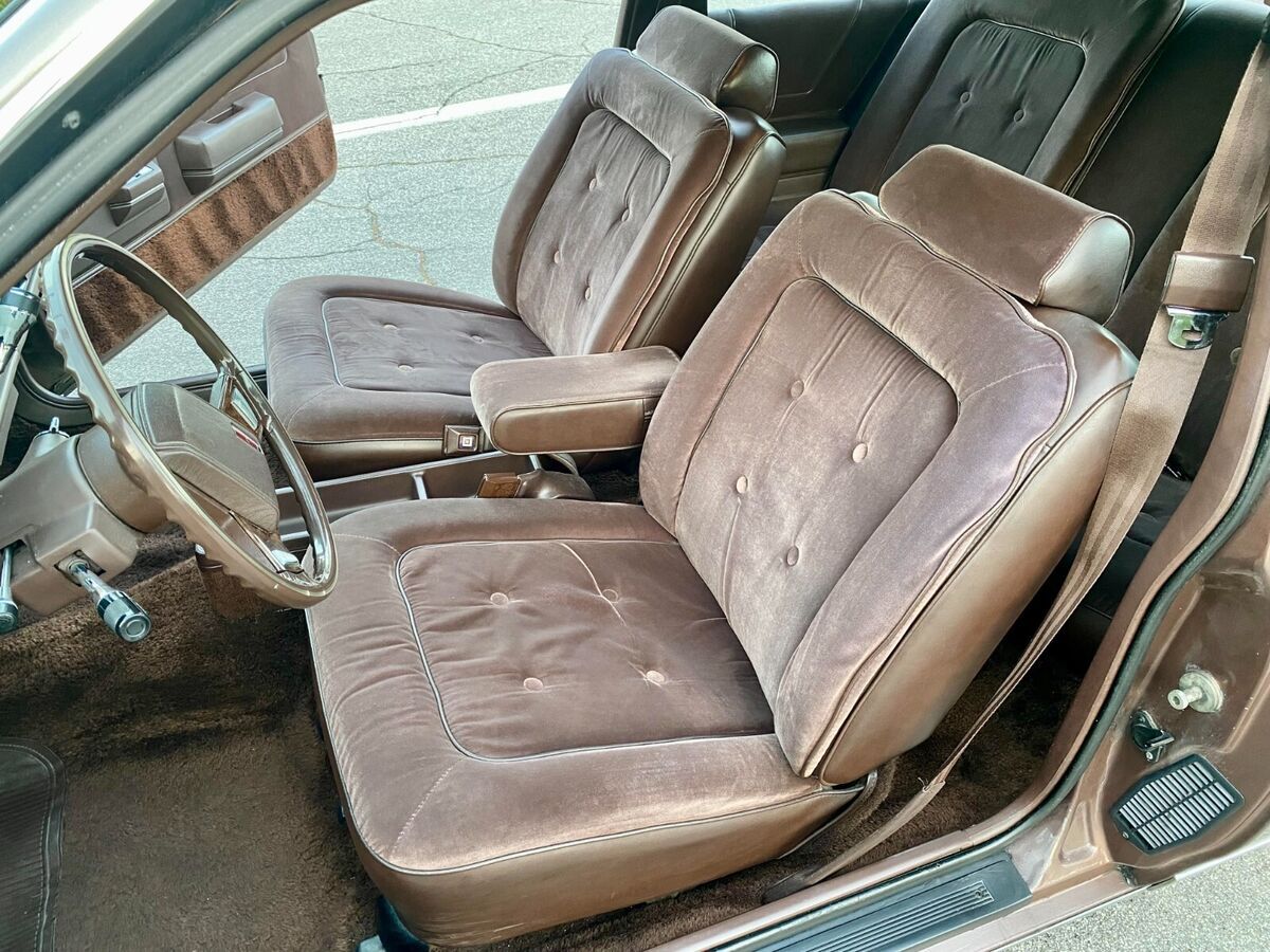 1983 Oldsmobile Cutlass Brougham - photo 12