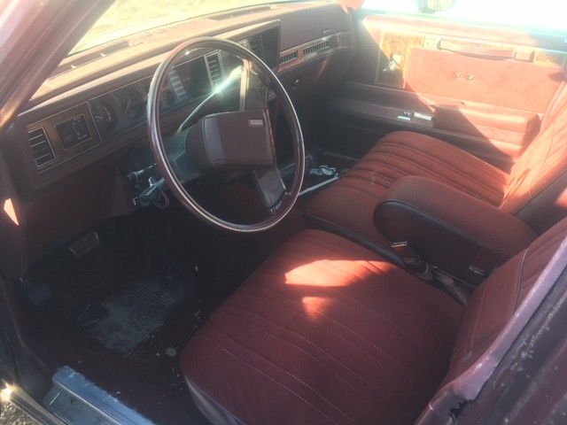 1983 Oldsmobile Custom Cruiser - photo 4