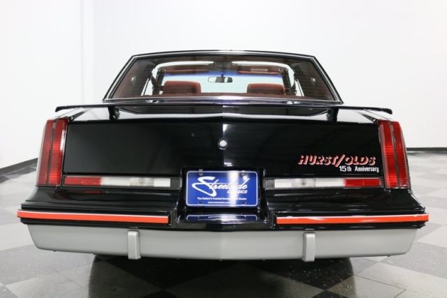 1983 Oldsmobile Cutlass Hurst 15th Anniversary - photo 12