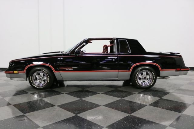 1983 Oldsmobile Cutlass Hurst 15th Anniversary - photo 3