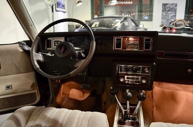 1983 Oldsmobile Cutlass Hurst Olds - photo 2