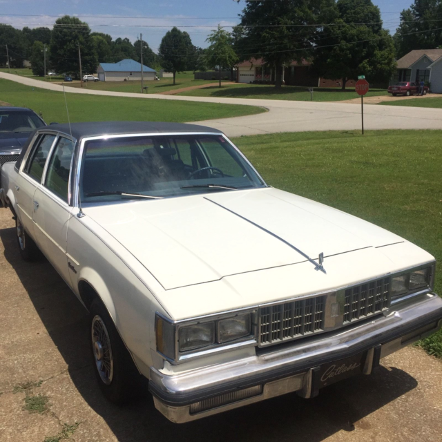 1983 Oldsmobile Cutlass - photo 2