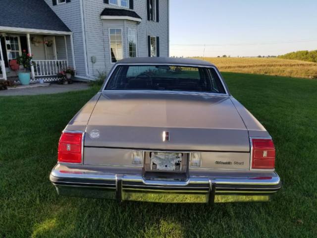 1983 Oldsmobile Eighty-Eight - photo 4