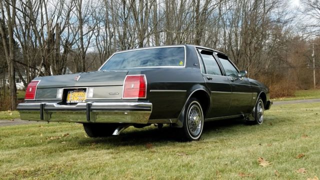 1983 Oldsmobile Eighty-Eight Royale - photo 4