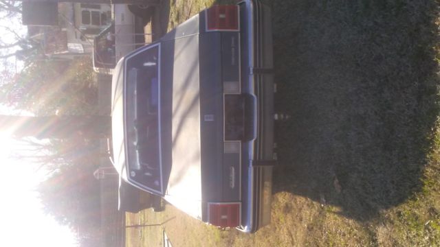 1983 Oldsmobile Eighty-Eight Royale 4 door - photo 2