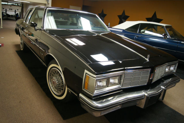 1983 Oldsmobile Eighty-Eight 2dr - photo 4