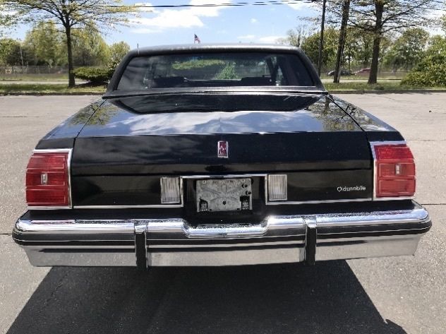 1983 Oldsmobile Eighty-Eight Royale - photo 4