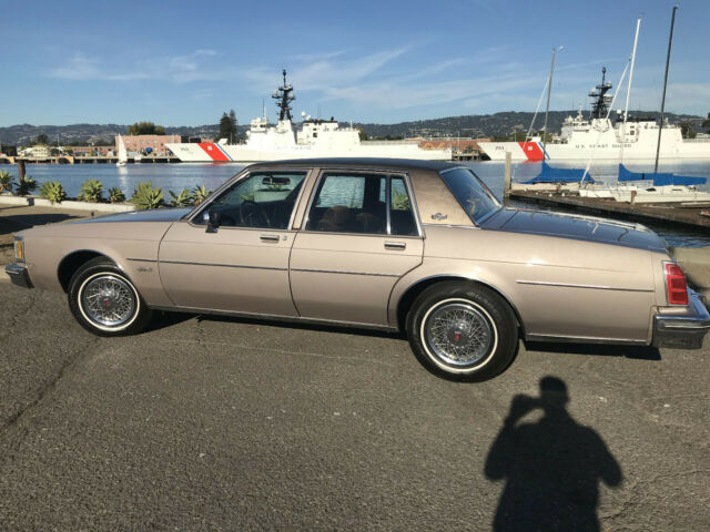 1983 Oldsmobile Eighty-Eight Royale - photo 2