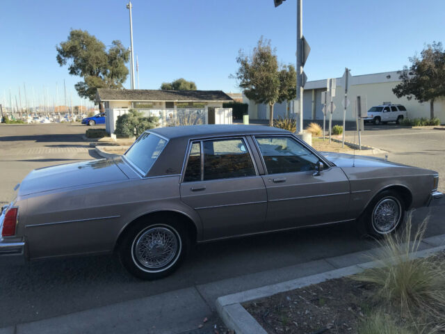 1983 Oldsmobile Eighty-Eight Royale - photo 3