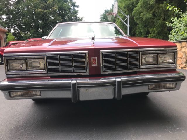 1983 Oldsmobile Eighty-Eight Royale Brougham - photo 3