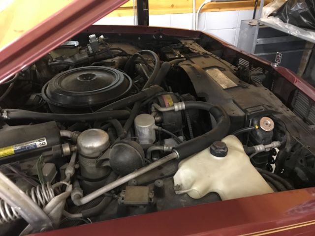 1983 Oldsmobile Eighty-Eight Royale Brougham - photo 7
