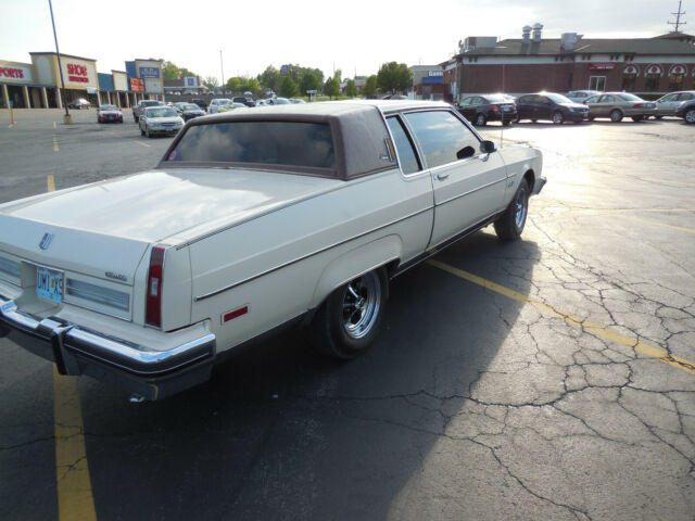 1983 Oldsmobile Ninety-Eight - photo 6