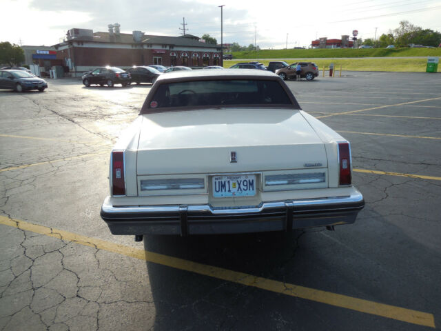 1983 Oldsmobile Ninety-Eight - photo 7