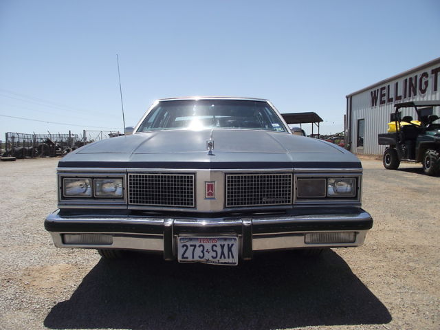 1983 Oldsmobile Ninety-Eight - photo 2