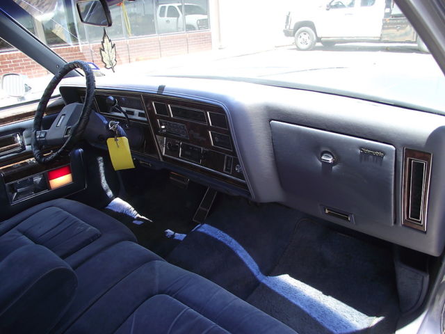 1983 Oldsmobile Ninety-Eight - photo 11