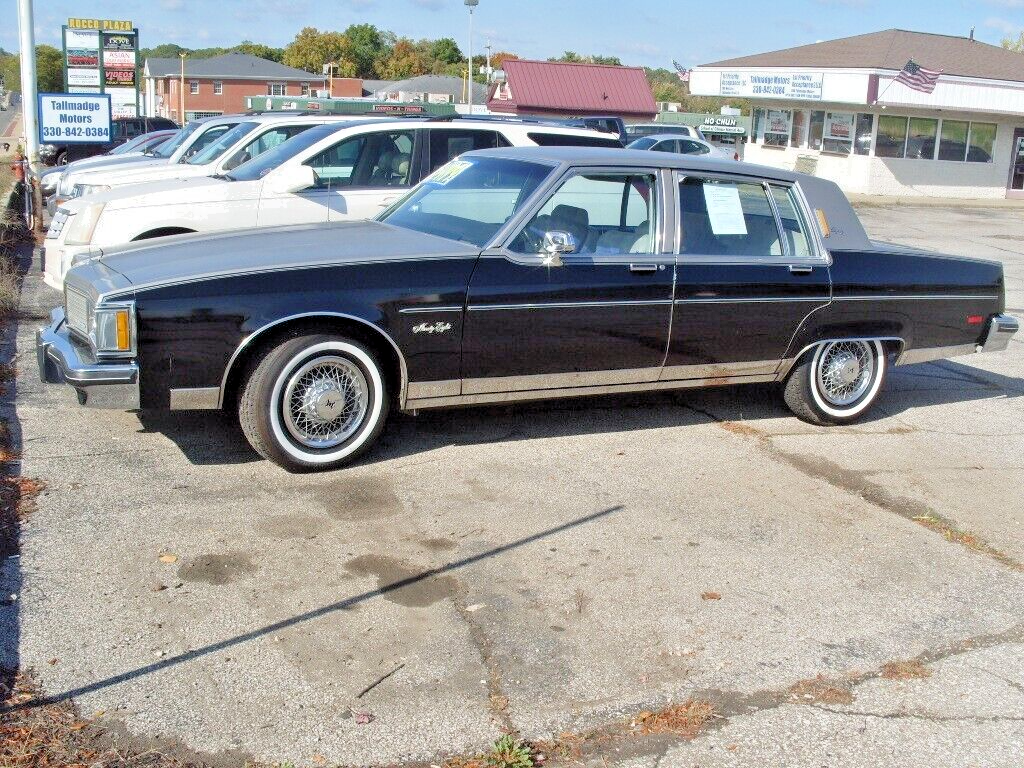 1983 Oldsmobile Ninety-Eight Regency 1983 Oldsmobile Ninety-Eight Regency