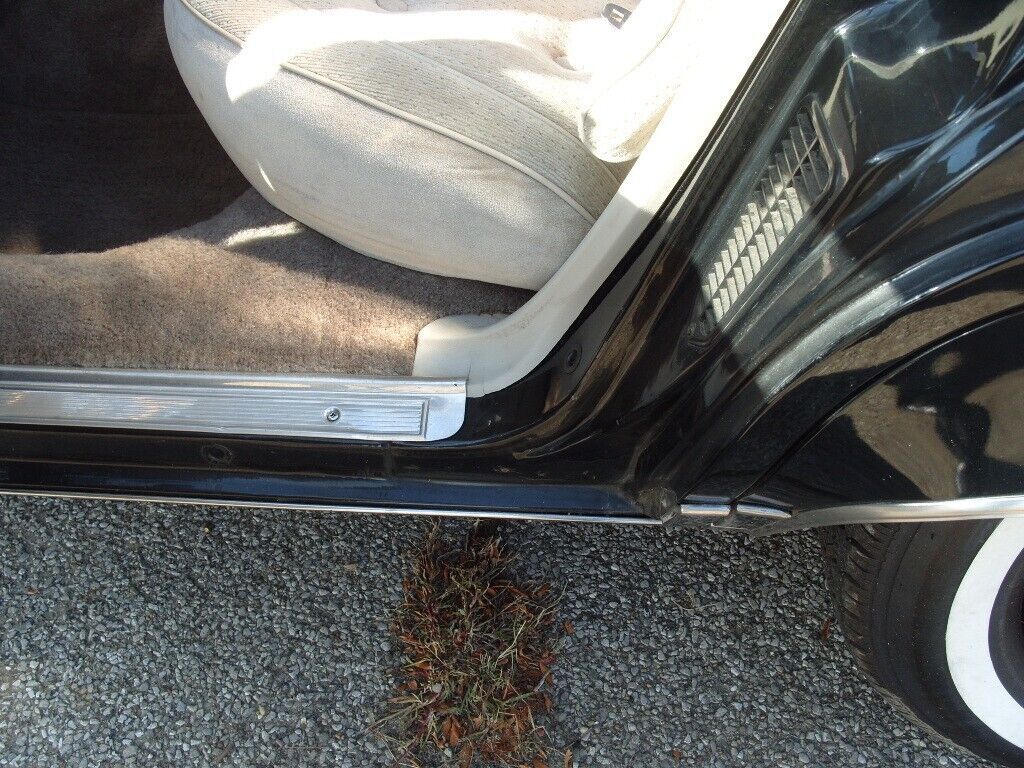1983 Oldsmobile Ninety-Eight Regency - photo 9