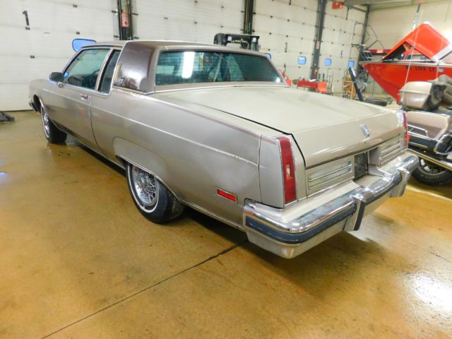 1983 Oldsmobile Ninety-Eight - photo 3