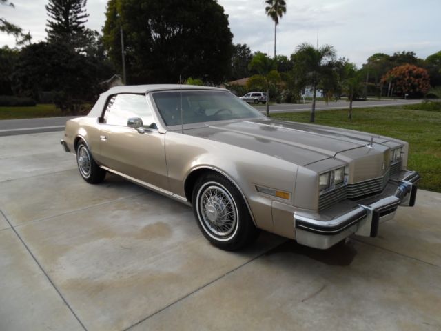 1983 Oldsmobile Toronado - photo 2