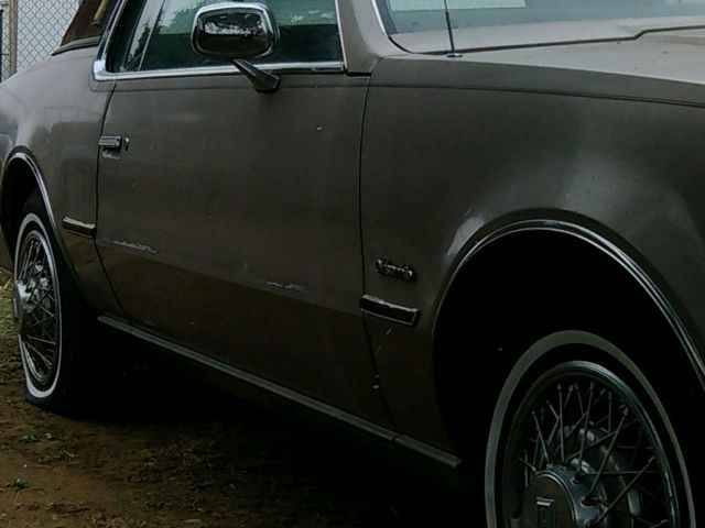 1983 Oldsmobile Toronado - photo 3