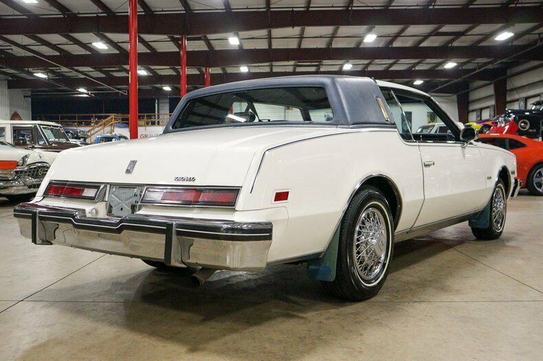 1983 Oldsmobile Toronado - photo 5