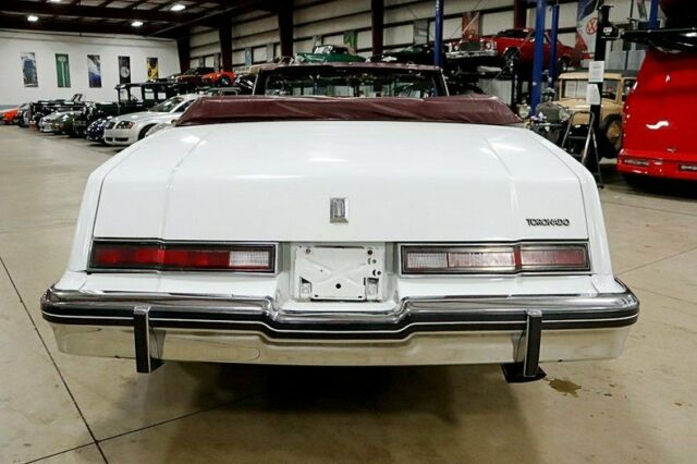 1983 Oldsmobile Toronado Convertible - photo 4