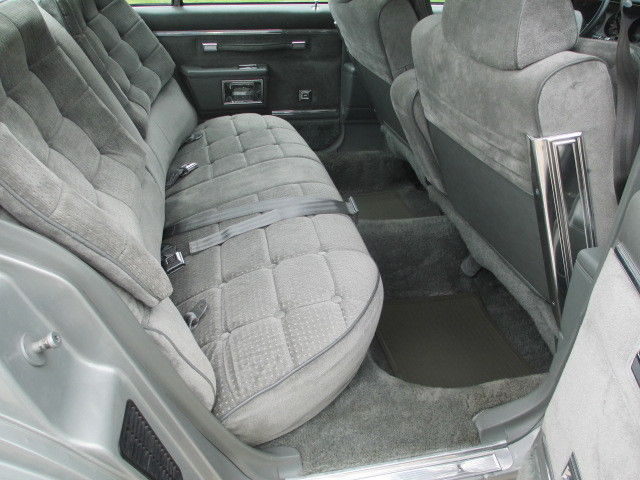 1983 Pontiac Catalina 4 door Parisienne - photo 5