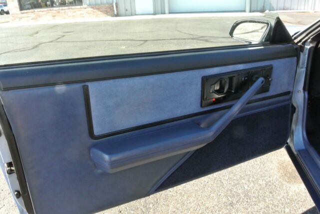 1983 Pontiac Firebird - photo 11