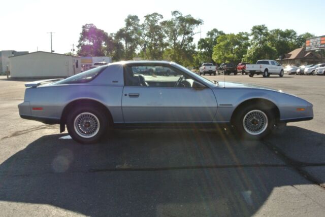 1983 Pontiac Firebird - photo 4