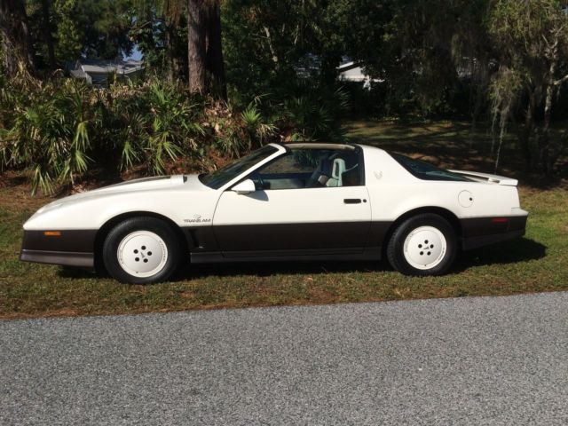 1983 Pontiac Trans Am - photo 2