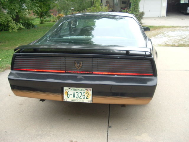 1983 Pontiac Firebird Hatchback - photo 7