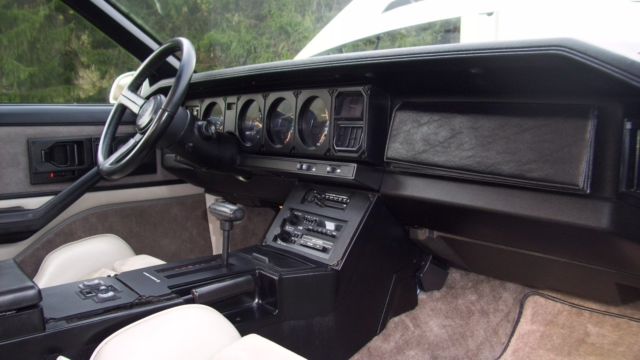1983 Pontiac Trans Am - photo 8