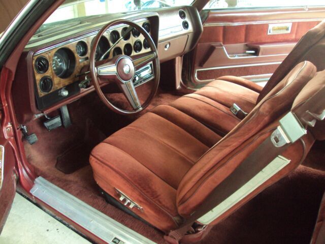 1983 Pontiac Grand Prix - photo 8