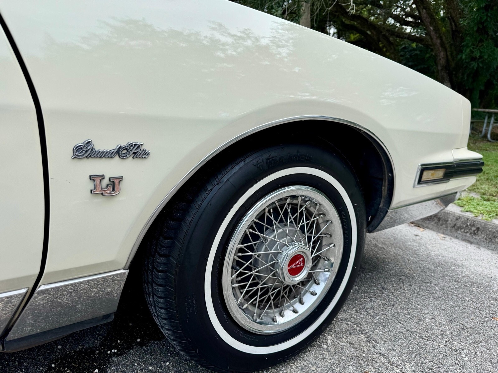 1983 Pontiac Grand Prix LJ - photo 5