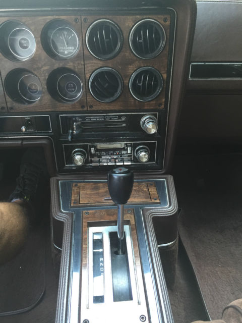 1983 Pontiac Grand Prix - photo 10