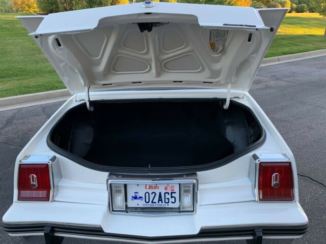 1983 Pontiac Grand Prix LJ - photo 5