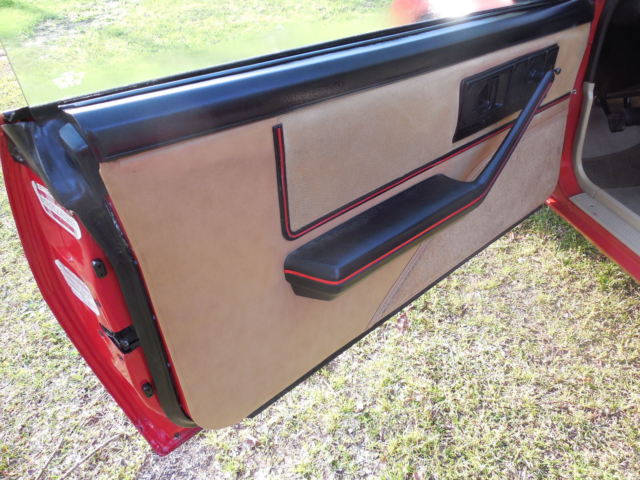 1983 Pontiac Trans Am - photo 11